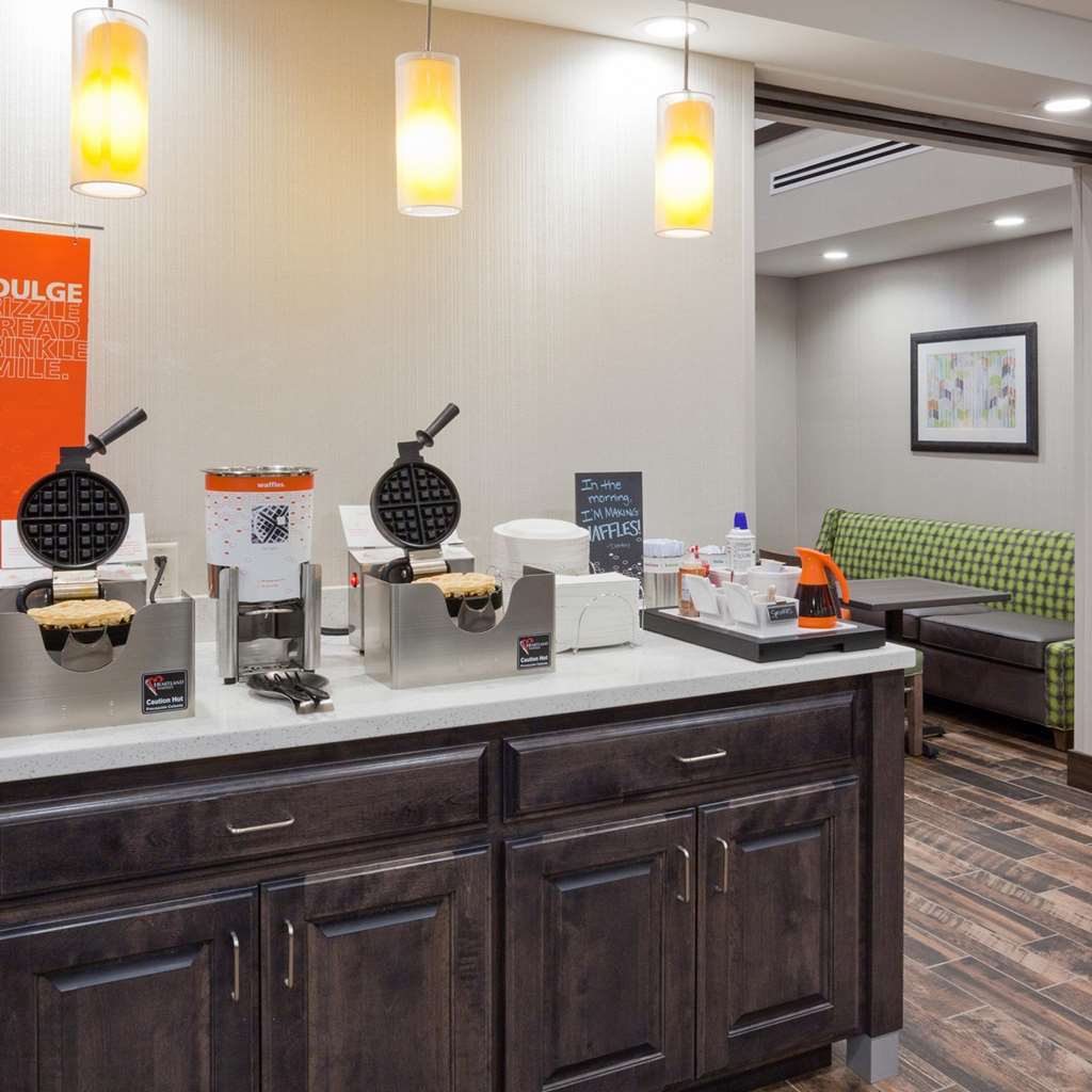Hampton Inn & Suites Sioux City South, Ia Ресторан фото